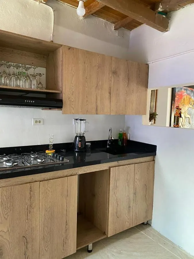 Tu Casa En La Comuna 13 Medellín